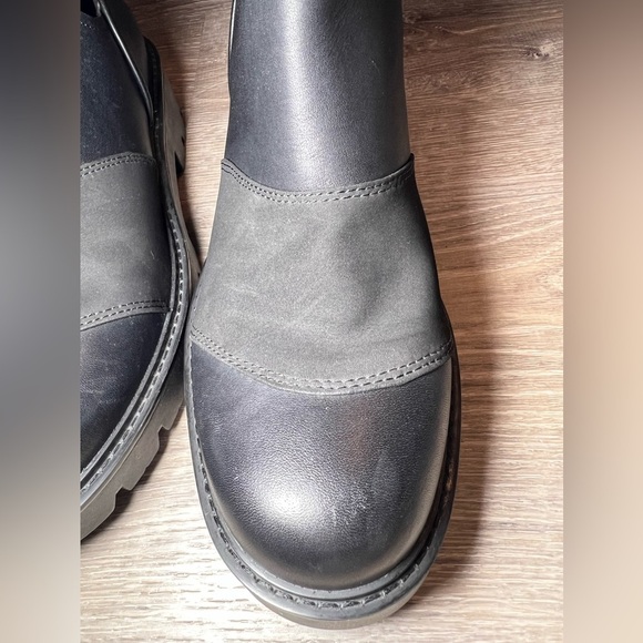 UGG Stockton Boot Black Leather Cutout Combat Ankle Boot Women’s Size 10 - Picture 7 of 10